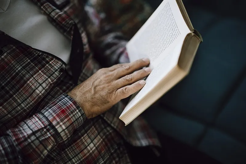 The Lightning-Strike Sentence: Recognizing a Book That Will Remake You